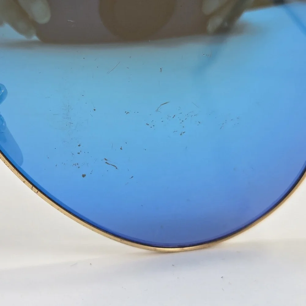Ray-Ban Aviator RB3025 Blue Flash Polarized Lens w Gold Frame 58 mm Case & Cloth